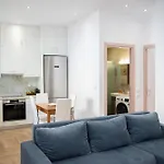 Kyra'S Luxury Suites