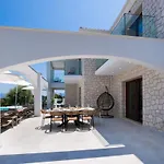 Villa Unique