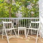 Charming Sunny Studio In Athens