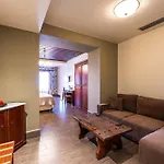 Itilo Traditional Hotel