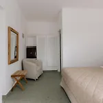 Pnoi Hotel