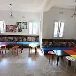 Fira Backpackers Place