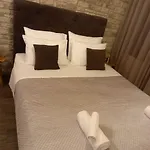 Lux Studio 1