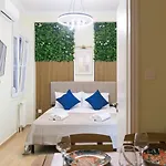 Aiolos Elegant Escapes Kolonaki