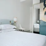 Acteon Hotel