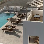 Kedros Milos Suites