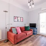 F & B Collection - Frida & Carlo - Flat For 4