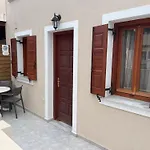 Tarelis Apartments & Studios