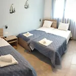 Studios Koula 2-Petros