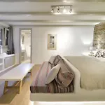 Coastal Retreat With Wellness