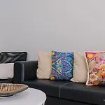 Kiveli Boutique Apartment With 2-Bdrms