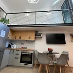 City Center Loft With Private Parking