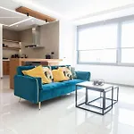 Stylish Modern Suite Next To Piraeus Port