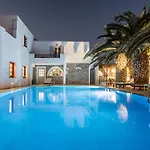 Annita'S Village Hotel