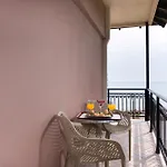 Kamelia & Semeli Hotel
