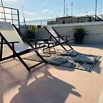 200Mbps Wifi - Penthouse With Acropolis View