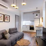 Couple-Inn 2 Quality Hot Tab Suite