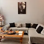 Thissio Luxury Apartment
