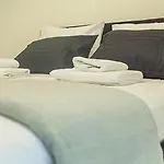 Fiλoξεnia In Gazi- Athens Center Apartment