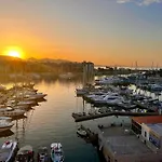 Stunning View Zeas Marina - 2 Bedrooms