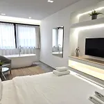 The Dazzling Glimpse Acropolis Suites