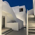 Angelo Estate Santorini