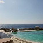 5 Bedroom Villa With Pool, Sunset Views, Direct Access To The Sea