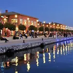 Arthouse Near The Sea And The City Center