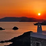 Folegandros Villas