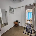 Budget & Friendly Stay