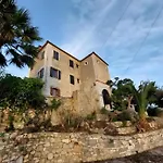Old Manor House