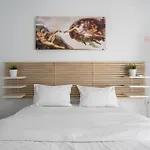 Pendente, Nilie Hospitality Mgmt