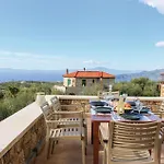 Stunning Home In Kardamyli With Wifi