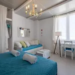 Votsalaki New Studio In Parikia Paros