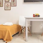 Hippocampus Studios 2 Min Walk From The Beach