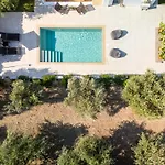 Phillyrea Luxury Villas
