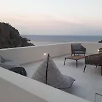 Agnantema Luxury Suites