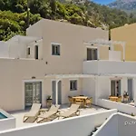 Agnantema Luxury Suites