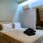 Serenity And 2 Bedroom Luxury In Kalamaria