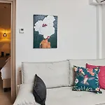 Magenta Luxury Apartments By Binobi!