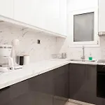 Ένα Διαμέρισμα Με Στυλ Και Άνεση Στην Όμορφη Αθηνα