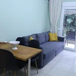 Modern Apt 2 With Parking Paid, 100M From Metro