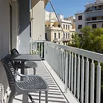 Local Acropolis Apartment