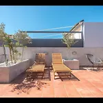 Adelos Villa With Rooftop Garden In Elliniko