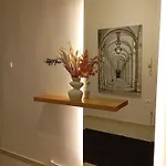 Anatoli 3 Bedroom City Central Apartment
