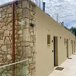 Tramonto Maisonettes & Suites