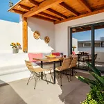 Levandamykonos