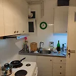 Stand-Alone Apartment In Pagrati