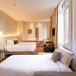 Vrachos Athens Suites