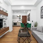 Urban 1-Br City Spot